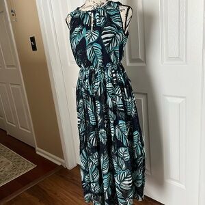 Tropical Leaf Print Maxi Dress